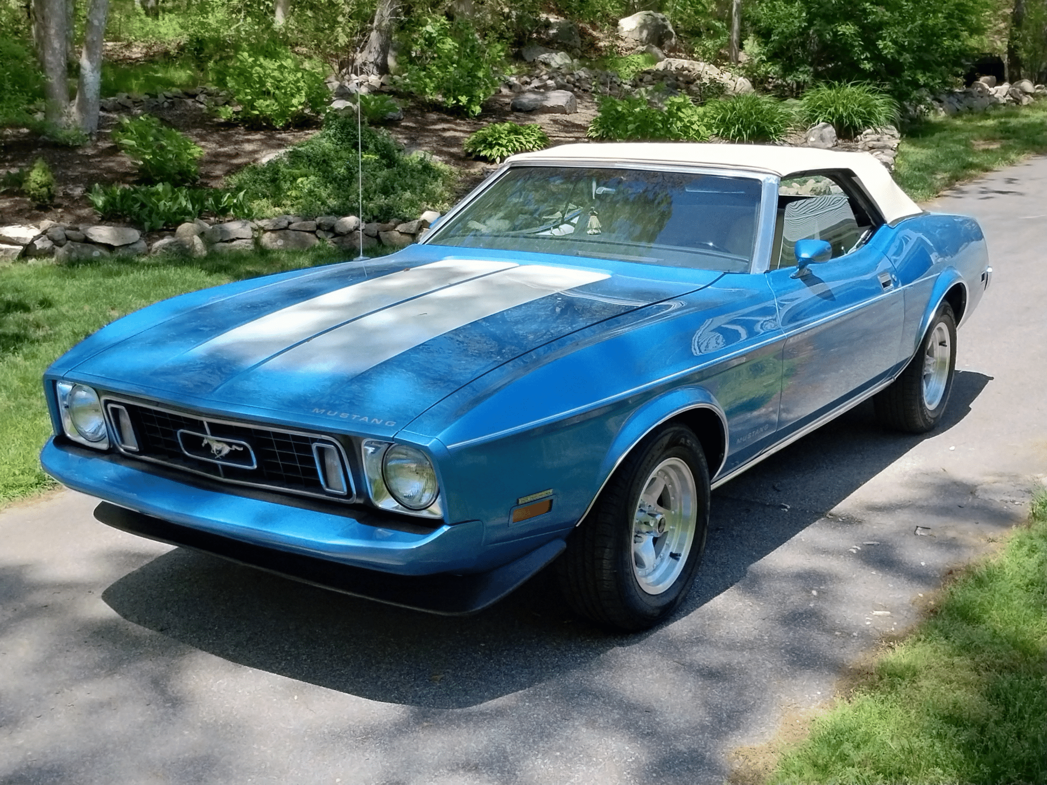 Dan & Sharon Parkka – 73 Mustang